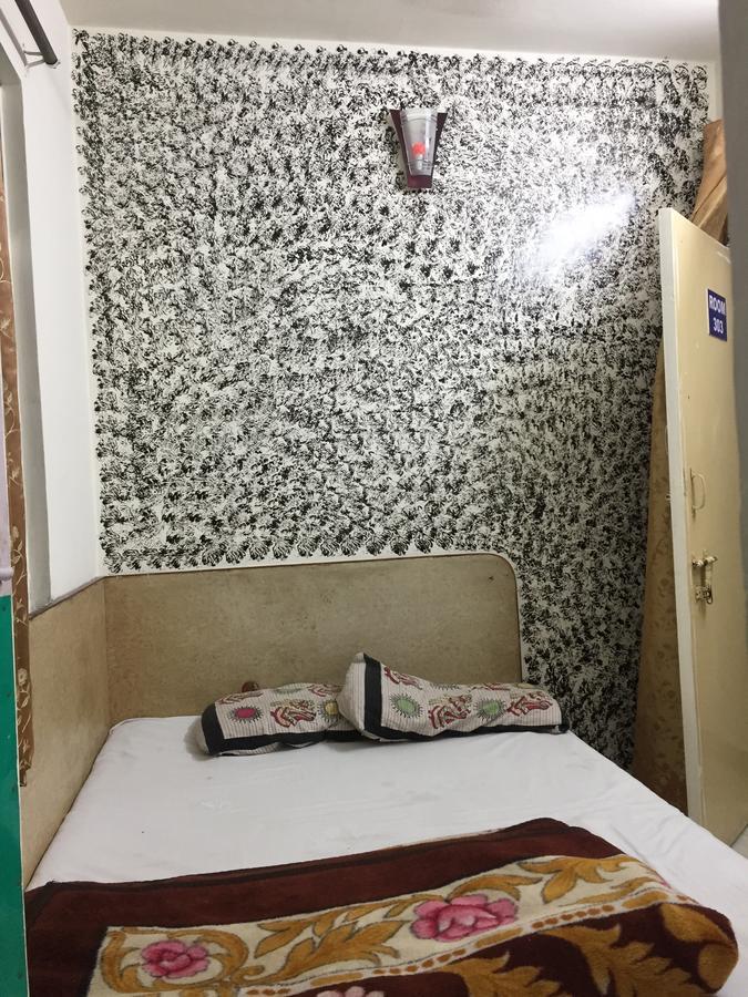 Karam Durga Guest House Nueva Delhi Exterior foto