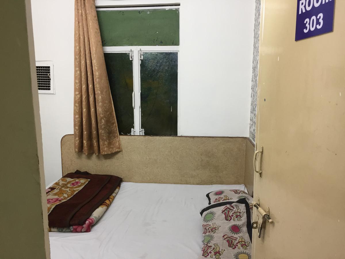 Karam Durga Guest House Nueva Delhi Exterior foto